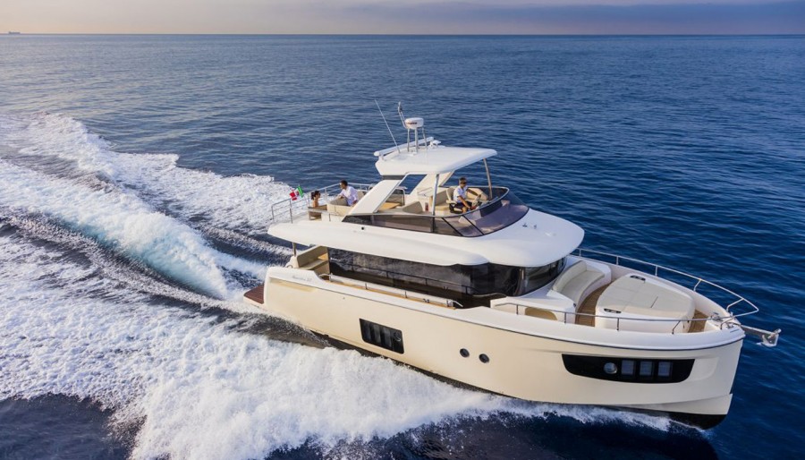 Navetta 52 speaks American