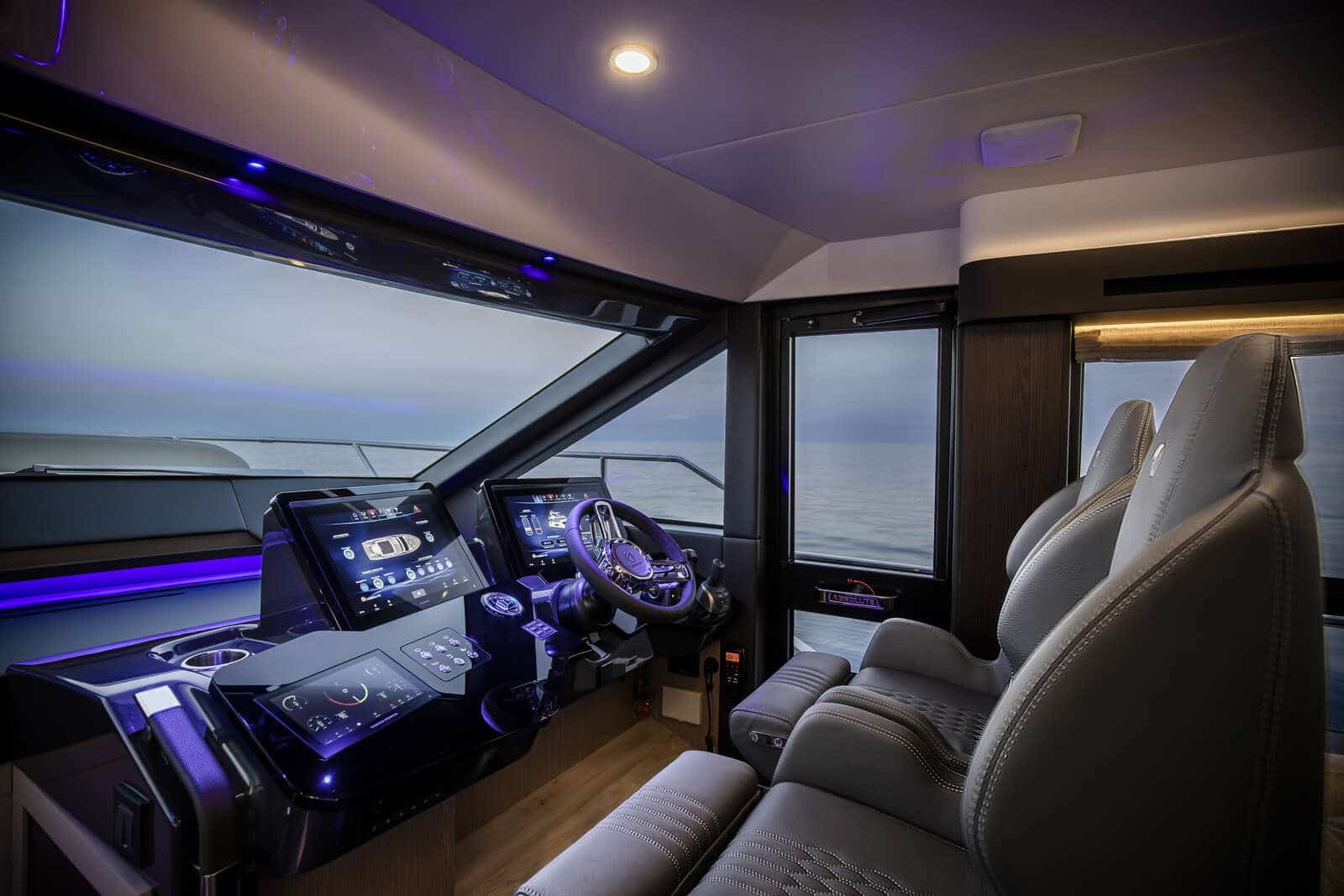 Absolute 52 FLY interior