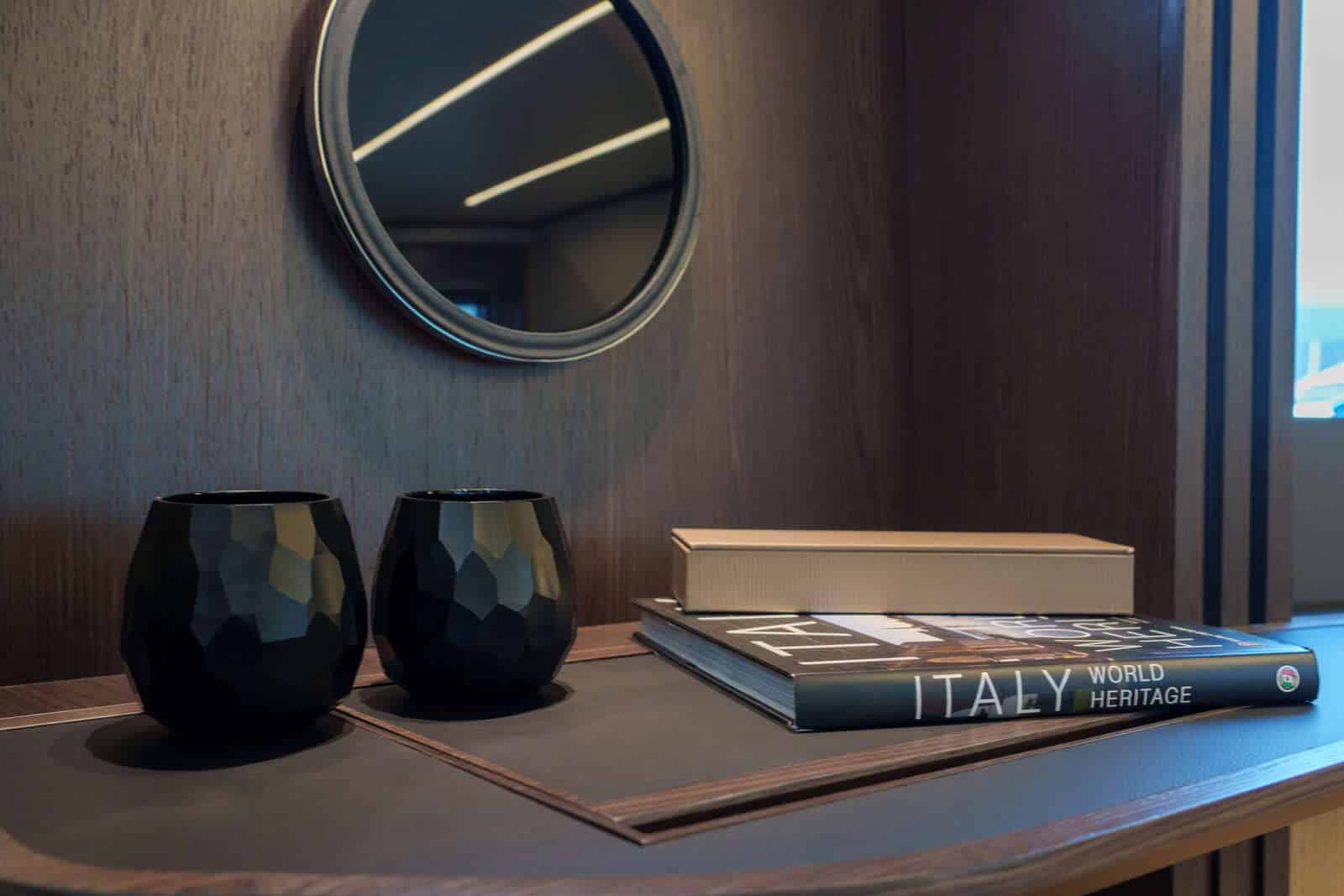 Absolute 52 FLY interior